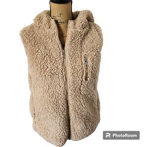 Knapp Studio Faux Sherpa Vest Wmen SZ Medium Casual Winter Gorpcore Hooded Comfy